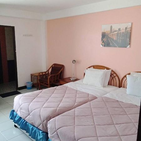 V.I.P. House Otel Chiang Mai Dış mekan fotoğraf