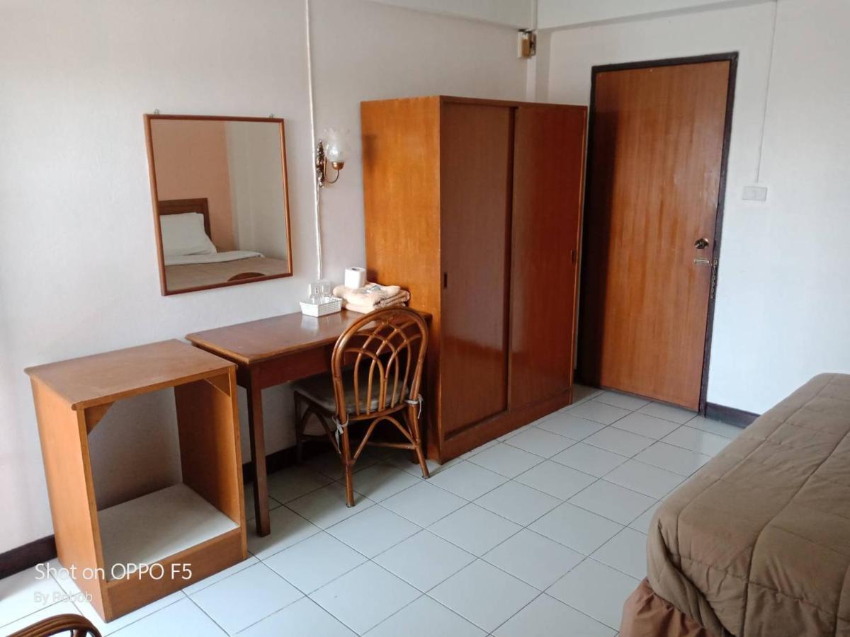 V.I.P. House Otel Chiang Mai Dış mekan fotoğraf