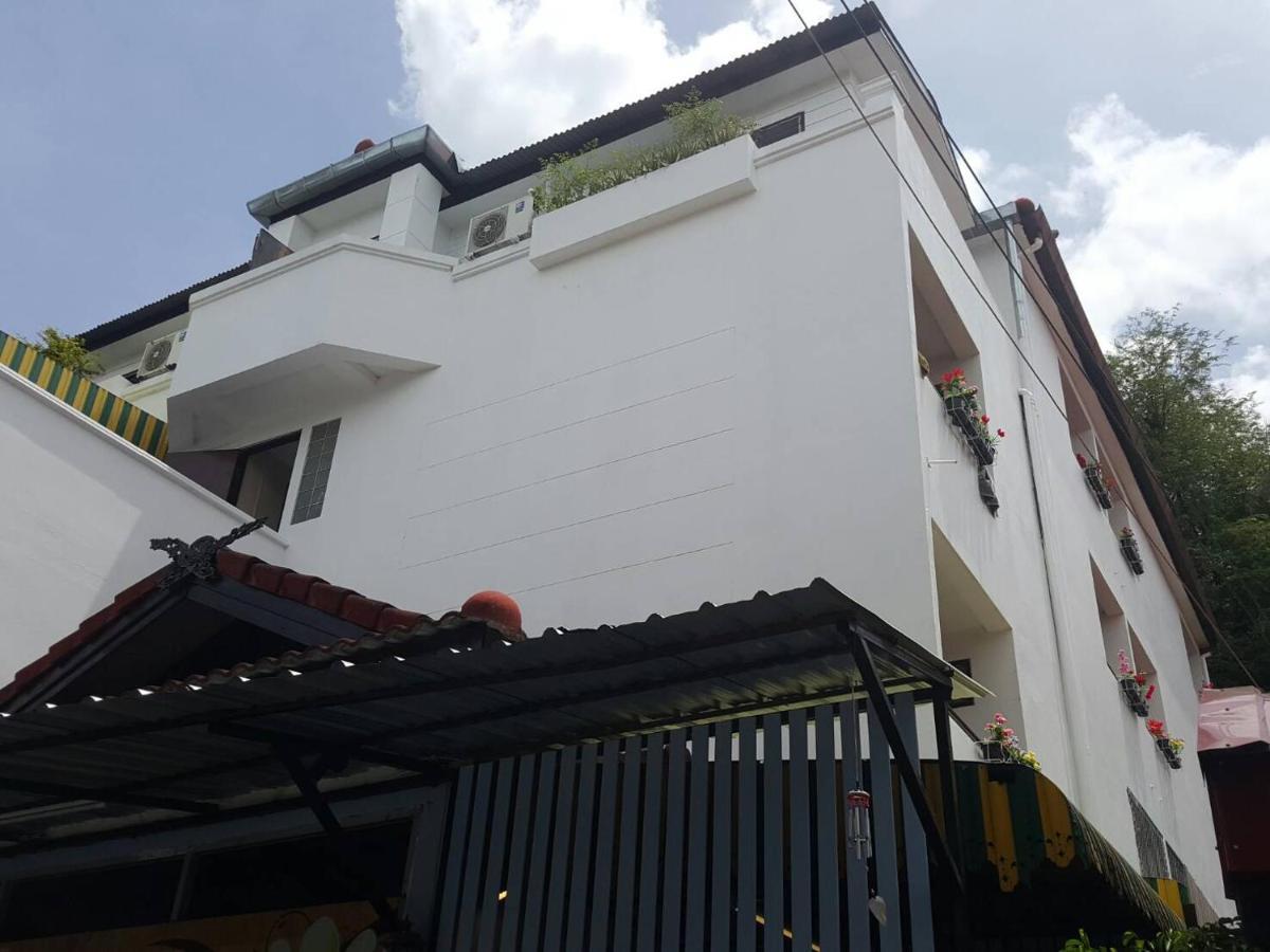 V.I.P. House Otel Chiang Mai Dış mekan fotoğraf