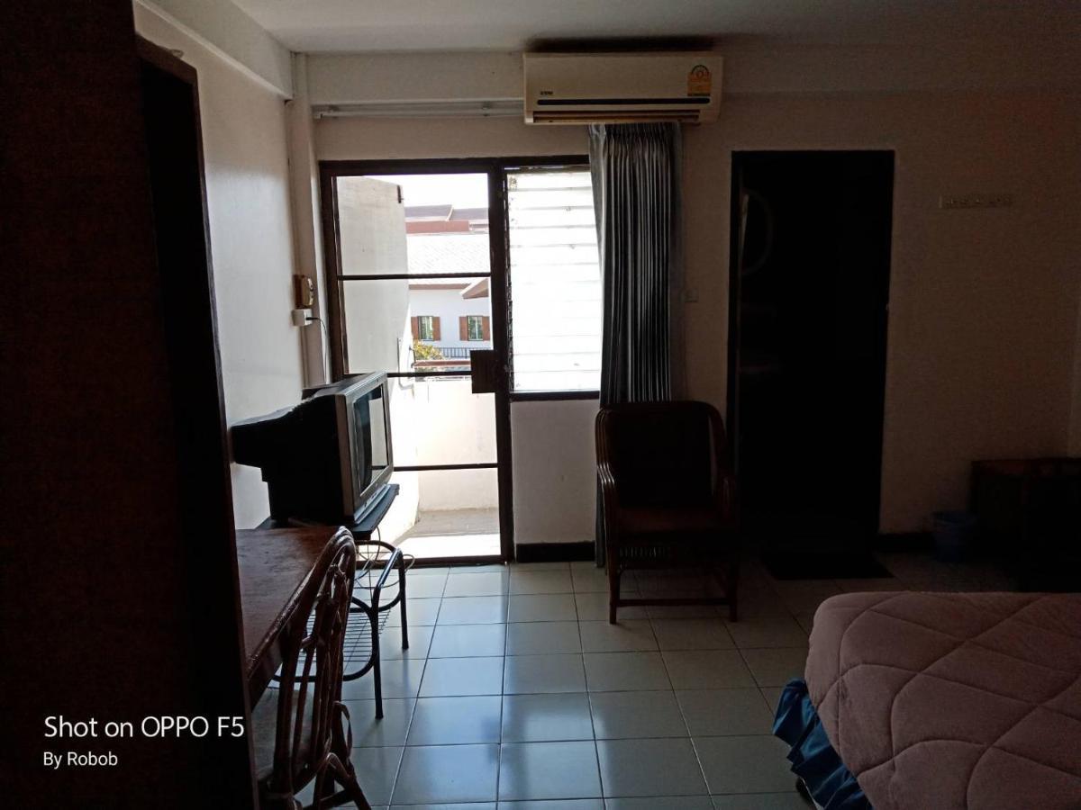 V.I.P. House Otel Chiang Mai Dış mekan fotoğraf